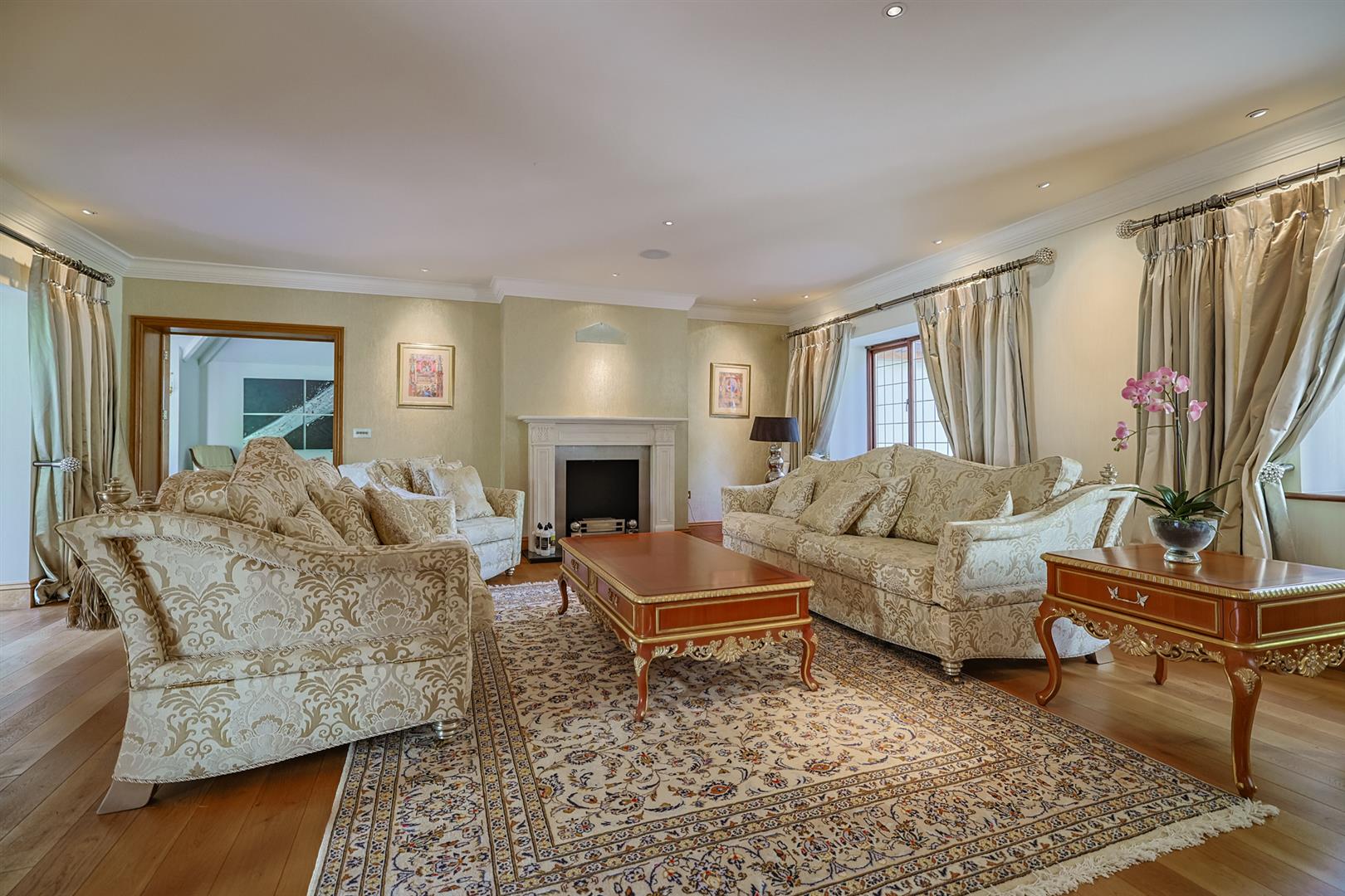 325 Gower Road, Killay, Swansea, SA2 7AE